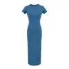 Vestido de Verão Estilo Sexy e Puro para Menina Quente com Fenda nas Costas, Gola Redonda, Ombros Normais, Mangas Curtas, Saia Longa, Ajuste na Cintura, Que Marca os Quadris, Vestido Sexy