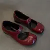 Sapatos Mary Jane vermelhos estilo retrô francês para mulheres, novo modelo de verão, elegantes e versáteis, adequados para combinar com saias, com uma única tira e salto grosso