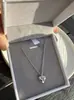 Moderna Nueva Cadena con Colgante de Corazón Estilo Ins con un Toque de Alta Gama, Diseño de Nicho, Cadena para Clavícula de Lujo Ligero Francés