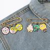 Broche de aleación de metal con forma de gota de aceite, diseño creativo de Bob Esponja, Patty y pulpo, accesorios para mochilas y ropa.