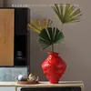 Nuevo Jarrón Cerámico Rojo Estilo Chino Festivo para Bodas Decoración para el Hogar Sala de Estar Arreglo Floral Hotel Decoración Suave Maceta Recipiente para Flores