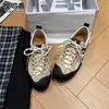 Zapatillas cómodas de suela plana de cuero genuino para mujer, nuevo modelo otoño 2026, ligeras para senderismo al aire libre, zapatillas de entrenamiento alemán, zapatillas deportivas casuales