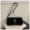 Bolsa de Axila de Nicho para Mulheres 2026 Novo Estilo Coreano Tendência e Estilosa Bolsa de Ombro com Fivela de Fechadura, Bolsa Quadrada Pequena de Cor Sólida