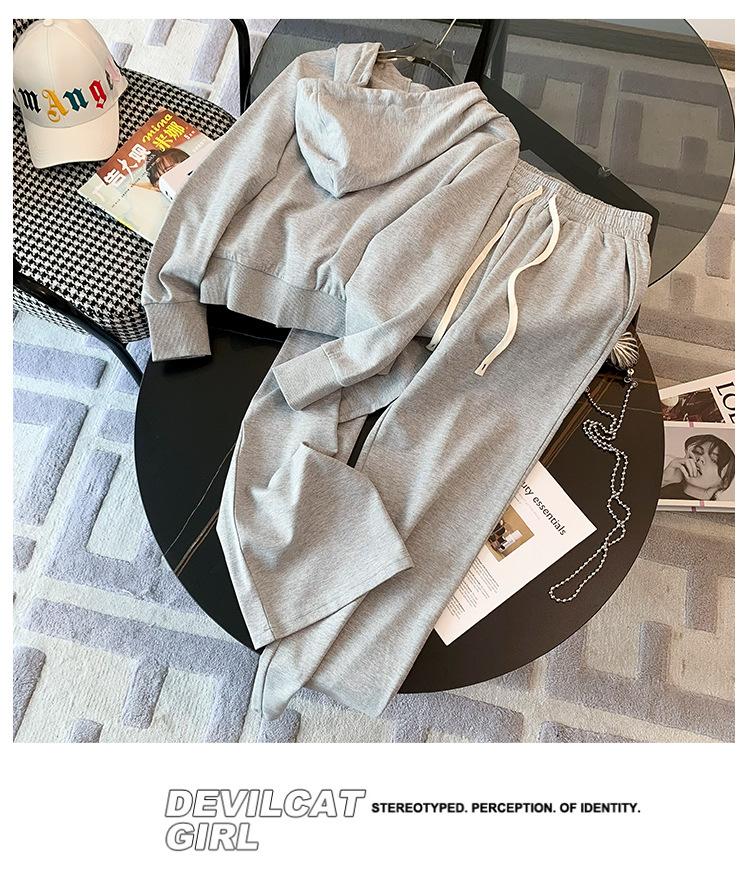 跨境淘货源分销2023秋冬季新款街头潮流减龄小个子爆款欧货网红款运动套装休闲运动气质休闲时尚流行新款秋装秋装女装时尚套装套装女装秋季套装女套装女女士运动服女装两件套套装卫衣套装休闲套装秋季套装女装时尚套装盐系休闲套装女装2023百搭设计感小众洋气欧货阿里国际站跨境采购Cross-border, shopping source, foreign trade, export, distribution 2023 fall, winter, new, street trend, explosive, European goods, network red, sportswear, leisure sports, temperament leisure, fashion popular, new autumn wear, autumn women's wear, fashion suit, women's wear, women's wear, women's wear, women's sportswear, women's two-piece, hoodie suit, casual suit, autumn suit, women's wear, Fashion suit salt department, casual suit women's dress, Ali International Station, cross-border procurement