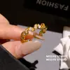 Luz Ondulada! Anel Aberto Torcido Onda de Zircônia, Anel de Dedo Indicador de Nicho de Luxo, Joia de Mão Exquisita de Luxo Leve para Mulheres