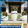 Vaso de flor de fibra de vidro com design moderno, com toque de luxo leve e de alta qualidade, jardineira combinada oval para a entrada, personalizável