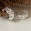 Pendientes Trenzados de Plata 925 con Cierre de Mariposa Diseño de Nicho Lujo Accesible Gama Alta Elegantes Versátiles Pendientes Elegantes