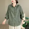Foto real de camisa de manga larga para mujer de doble capa de gasa de algodón para primavera y otoño de 2026 en color liso y a cuadros, estilo vintage, top base elegante
