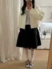 Falda Blanca Corta de Línea A con Volantes y Adorno de Encaje, Estilo Coreano de Verano 2026, Cintura Alta, Adelgazante, para Mujer