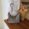 Moda Estilosa de Verão 2026 Tendência Transfronteiriça Bolsa de Ombro de Alto Valor Cor Sólida Casual Tendência Bolsa Feminina