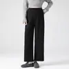 Calça de maternidade para o outono de 2026, novo estilo para mulheres petites, sem suporte para a barriga, não apertada, calça reta de comprimento nove pontos para usar no outono e inverno.