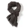 Bufanda Nueva para Hombre 2026 de Color Sólido con Rayas Gruesas Caladas y Líneas Vintage con Flecos, Bufanda Transfronteriza Teñida con Efecto Desgastado