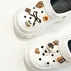 Nuevos Zapatos con Agujeros Accesorios DIY Hebillas para Zapatos Flores para Zapatos Hebillas Decorativas Desmontables 3D Flores para Zapatos Perro Pequeño Café con Leche