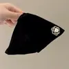 Pinza para el Cabello Estilo Nuevo 2026 para Mujer, Pinza de Garra Grande para la Parte Trasera de la Cabeza, Accesorio para el Cabello Exquisito y de Alta Gama
