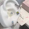 Anel de Osso da Orelha com Corrente Dupla de Zircônia Estrela Colorida Joia para Osso da Orelha Feminino Pino de Osso da Orelha em Aço Inoxidável (1,2 mm de Espessura)