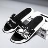 Chinelo Masculino Monique 2024 Novo Modelo Fragmentado, Verão para Uso ao Ar Livre, Sola Grossa, Antiderrapante, Sandálias da Moda Tamanho Grande, Confortável