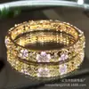 En Stock Suministro Directo de Fábrica Pulsera de Cloisonné con Filigrana Hueca, Flores Esmaltadas e Incrustaciones de Diamantes, Regalo de Área Escénica Nacional al por Mayor