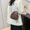 Bolso de mano popular para combinar con todo de este año 2025 nuevo bolso de hombro bandolera nicho de moda para ir al trabajo bolso pequeño cuadrado