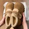 Botas de nieve retro para mujer con suela gruesa, que aumentan la altura, suela blanda, nuevo estilo invierno 2026, forradas de felpa, engrosadas, cálidas y con un diseño peludo estilo Birkenstock.