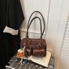 Bolsa Tote Retro de Luxo Grande Capacidade para Mulheres 2025 Outono Nova Nicho Textura Fosca Bolsa de Ombro Único Axila
