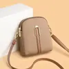 Bolsas pequeñas de moda al por mayor para mujer, nuevo diseño de nicho, adecuadas para salir, bolsa para teléfono, monedero, bolso de hombro y cruzado versátil vintage, moderno