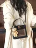 Bolso de mano retro de otoño e invierno, estilo nicho con correa ancha para mujer, nuevo y moderno 2024, versátil bolso de hombro/bandolera