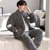 Pijama acolchado de franela de tres capas engrosada con forro polar Otoño e Invierno Ropa de casa para hombre Chaqueta acolchada de algodón Traje cálido Para usar