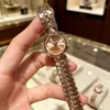 Nuevo Reloj de Mujer Transfronterizo de Comercio Exterior, Reloj de Mujer de Moda, Elegante Reloj Pulsera de Cola de Pez de Nácar con un Toque de Lujo Ligero