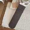 Calcetines de Algodón Puro Color Sólido Patrón Oscuro Encaje Ondulado Calcetines de Media Pantorrilla para Mujer Calcetines Meilade Absorbentes de Sudor Versátiles Calcetines Largos Calcetines Sueltos