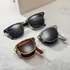Novos Óculos de Sol Dobráveis Femininos de Alto Padrão Sensação Retrô Meio Aro Óculos de Sol com Tachinhas Clássicos Masculinos 3016 Óculos de Sol para Exterior