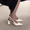 Zapatos de moda de alta gama estilo europeo que hacen que las piernas se vean más largas, modelo nuevo, elegancia cotidiana, tacón grueso, sandalias de punta cerrada y talón abierto