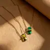 Colar Retangular Verde Cristalino de Luxo Retrô Aço Titânio Galvanizado Joia de Alto Padrão Versátil Corrente para Clavícula de Commuter para Mulheres