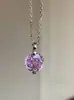 Collar Colgante Popular de Diamante Rosa Morado para Mileniales de Xiaohongshu Cadena para Clavícula de Lujo Ligero Alta Moda de Mujer Una Pieza