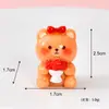 Produto Novo Original Loja de Sobremesas Ursinho Simulação Ursinho Dia dos Namorados Série Rosa Resina 3D Casa de Brinquedo Pequeno Ornamento
