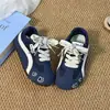 Sapatos de Menina Tênis Esportivo 2026 Novo Outono Infantil Princesa Tênis de Corrida Casual Leve Meninas Treinamento Alemão Sapatos Forrest Gump