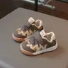 Sapatos de bebê estilo coreano 2026, sapatos de bebê de outono, sapatos para crianças pequenas com sola macia para meninas, sapatos para meninos, sapatos esportivos infantis