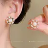 Brincos redondos de pérola estilo retrô francês, exalando uma vibe luxuosa e sofisticada, modernos e delicados, um acessório único e versátil para mulheres