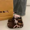 Zapatos de Mujer Suela Suave No Cansan los Pies 2026 Otoño Nuevos Lindos Bordado Nuevo Versátiles Moda Casual Suela Fina Zapatos de Entrenamiento Alemanes