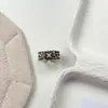 Anillo Vintage de Cruz Hueca Microincrustado para Mujer, Diseño Abierto Ajustable, Estilo de Nicho de Alta Gama, Anillo Versátil de Dedo Índice Hip-Hop Moderno