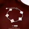 Pulsera Ajustable Flor de Cuatro Pétalos Retro Europea y Americana, Estilo Minimalista, Pulsera de Personalidad Única, Joyería de Diseño de Nicho para Mujeres