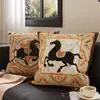 Almofada de Sofá Estilo Vintage Ano do Cavalo, Almofada Retro de Alto Padrão Dunhuang, Capa de Almofada Removível e Lavável com Enchimento, Almofada de Encosto para Quarto
