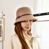 Sombrero de Cuenca de Lana Estilo Francés para Mujer Otoño Invierno Cálido Correa de Cuero Sombrero de Pescador al Aire Libre Sombrero de Temperamento Estilo Hepburn