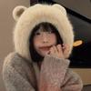 Gorro de Tricô Ursinho com Proteção de Orelhas, Versátil e Afinando o Rosto, Gorro de Inverno Quentinho Fofo Estilo Coreano para Mulheres, Modelo Novo