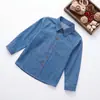 Camisa de manga larga estilo mezclilla para niños, adecuada para primavera y otoño, para bebés y niños pequeños; top casual de primavera para niños pequeños