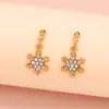 Pendientes de Copo de Nieve de Invierno Incrustados de Diamantes Transfronterizos Europeos y Americanos Lujo Accesible Moda de Alta Gama Pendientes de Moda Creativos con Perlas Pendientes para Mujer