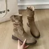Botines estilo páramo, Botas Martin para mujer con tacón grueso, Botas retro de otoño e invierno estilo británico de media pantorrilla, modelo nuevo que acentúa los pies