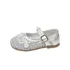 Sapatos de Couro Infantis para Meninas 2026 Nova Primavera e Verão Estilo Coreano Prata Princesa Pérola Moda Mocassins de Solado Macio