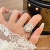 Anillo femenino de calcedonia blanca con incrustaciones plateadas y ágata blanca, disponible al por mayor, comparable al suministro de jade natural.