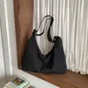 Bolso bandolera de nailon ligero y de gran capacidad estilo japonés simple para mujer, nuevo modelo 2026, adecuado para ir al trabajo, bolso de mano, bolso grande
