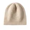 Cachemira 2026 Otoño/Invierno Nuevo Estilo para Mujer de Gama Alta Color Sólido Hueco Doble Capa Gorro de Punto Cálido Moda Cubre Cabeza
